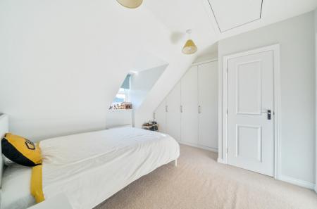 1386369-2-69307f7...