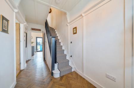 1397867-6-6965907...