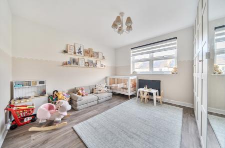 1400306-8-6973ae1...