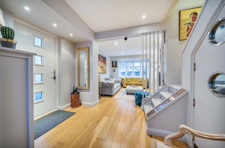 1407391-18-6980c8...