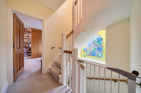 1406830-11-6984cf...