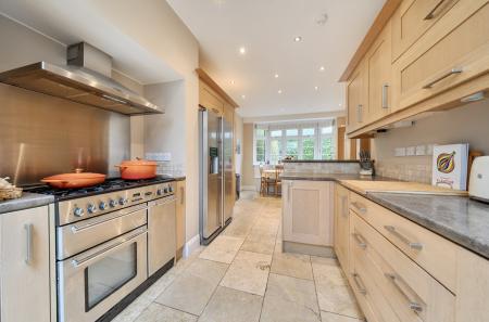 1406830-26-6984d2...