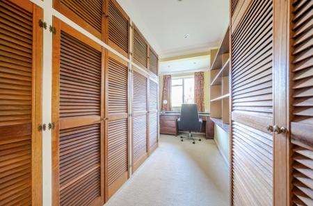 1406884-8-6979f44...