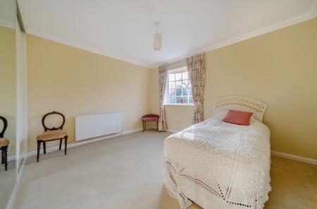 1406884-3-6979f41...