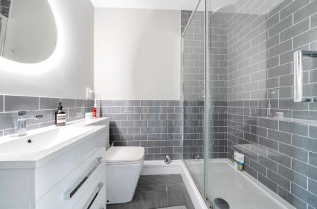 1331486-17-68875a...