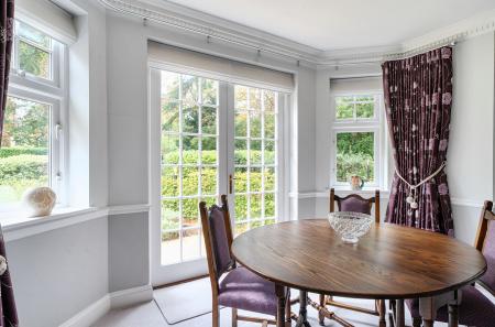 1339773-9-68a7233...