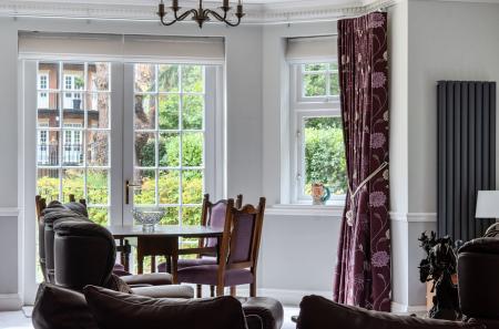 1339773-7-68a7231...