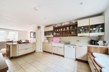 1331450-18-689c95...