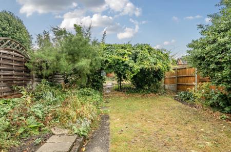 1343844-16-68b178...