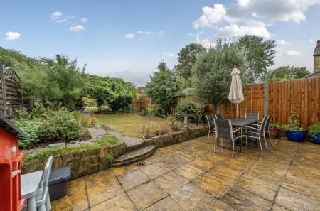 1343844-17-68b178...