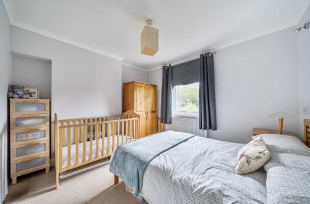 1343844-25-68b178...