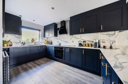 1342214-11-68baea...