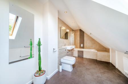 1360553-32-68dadd...