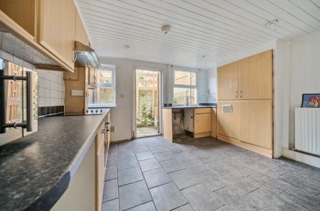 1361540-10-68de77...