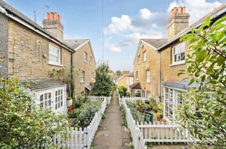 1361540-24-68de77...