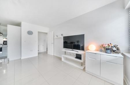 1364883-10-68e647...