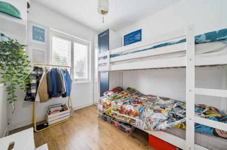 1369092-10-68f259...