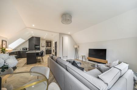 1374996-10-690dd0...