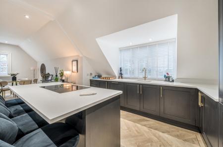 1374996-13-690dd0...