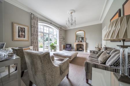 1374924-13-6909ed...