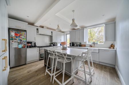 1376684-16-69132d...