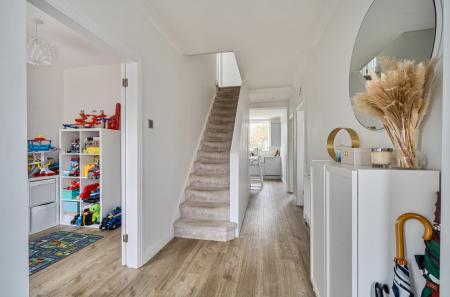 1376684-18-69132e...