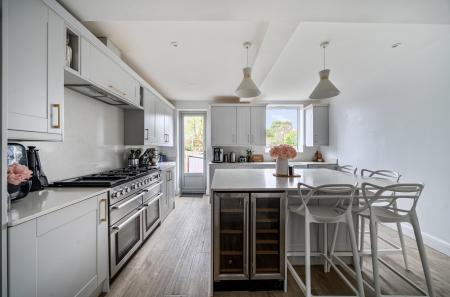 1376684-15-69132d...