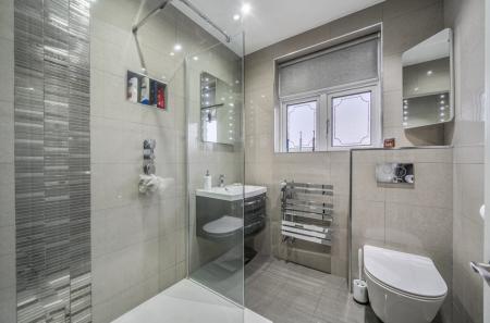 1381704-16-691733...