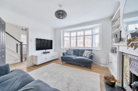 1382516-8-691b481...