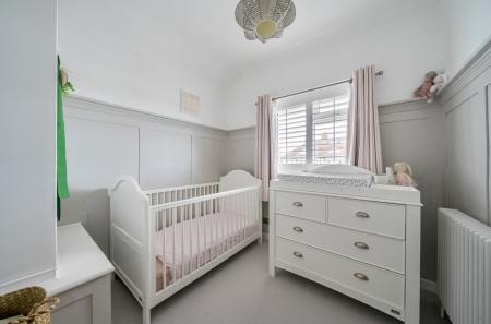 1382516-16-691b49...