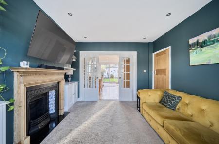 1386147-11-692ef4...