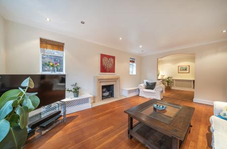 1384081-31-69319a...