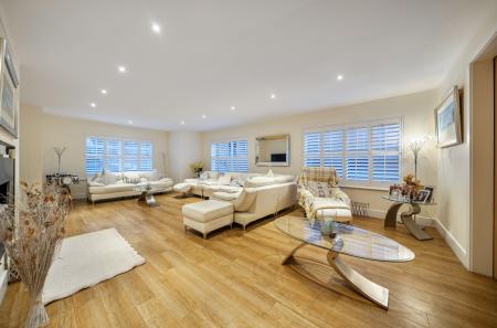 1399904-18-69692b...