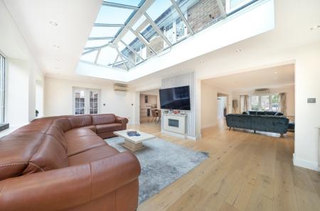 1400938-13-69711f...