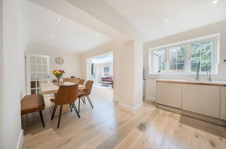 1400938-19-69711f...