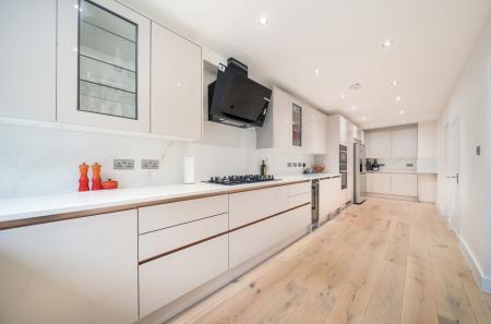 1400938-17-69711f...