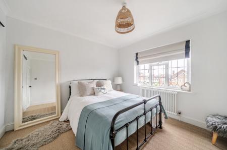 1401464-5-697205e...