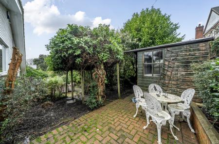 1401966-19-6978c8...