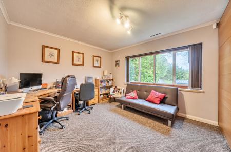 1401966-9-6978c89...