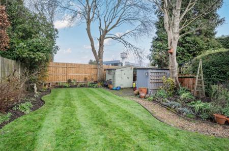 1405082-6-697ce3e...