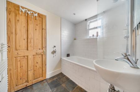 1403787-1-697c989...