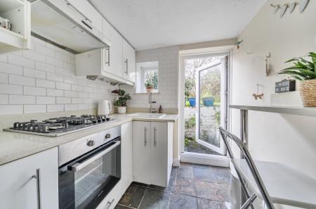 1403787-13-697c9a...