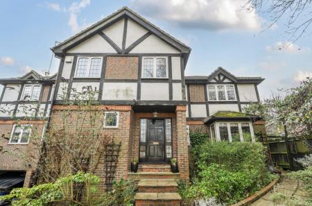 1404353-25-697b77...