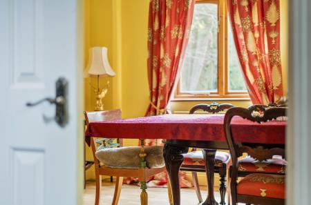 1404353-18-697b77...