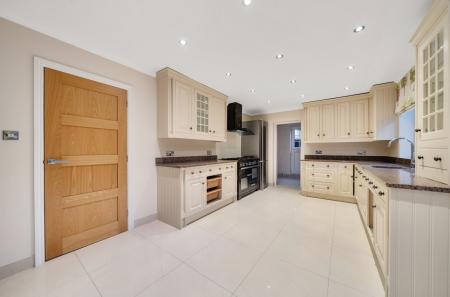 1409844-21-6984ef...