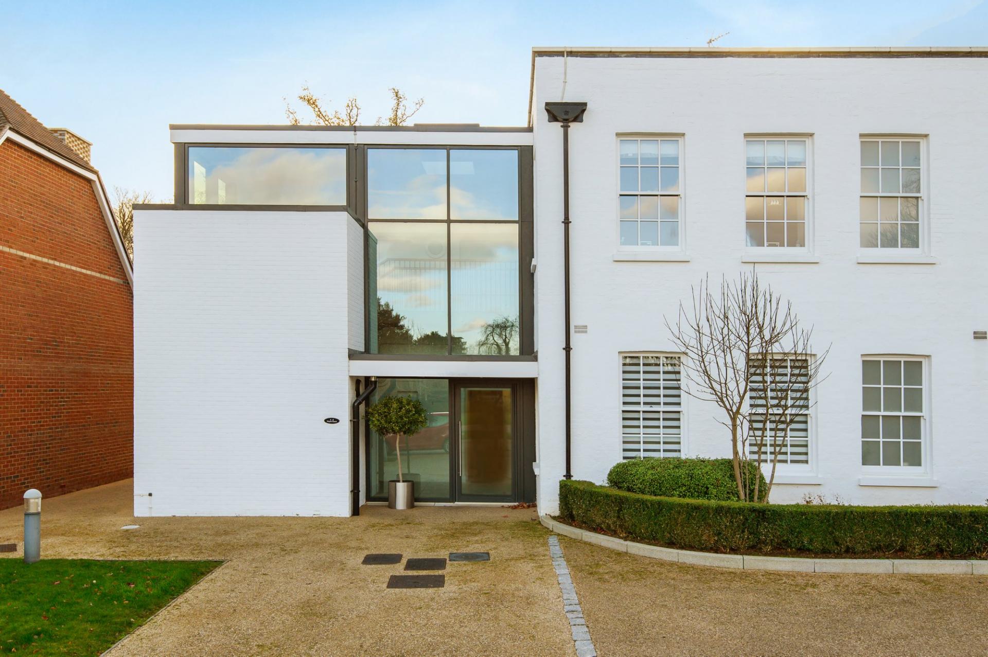 2 bedroom Apartment for sale in Bromley