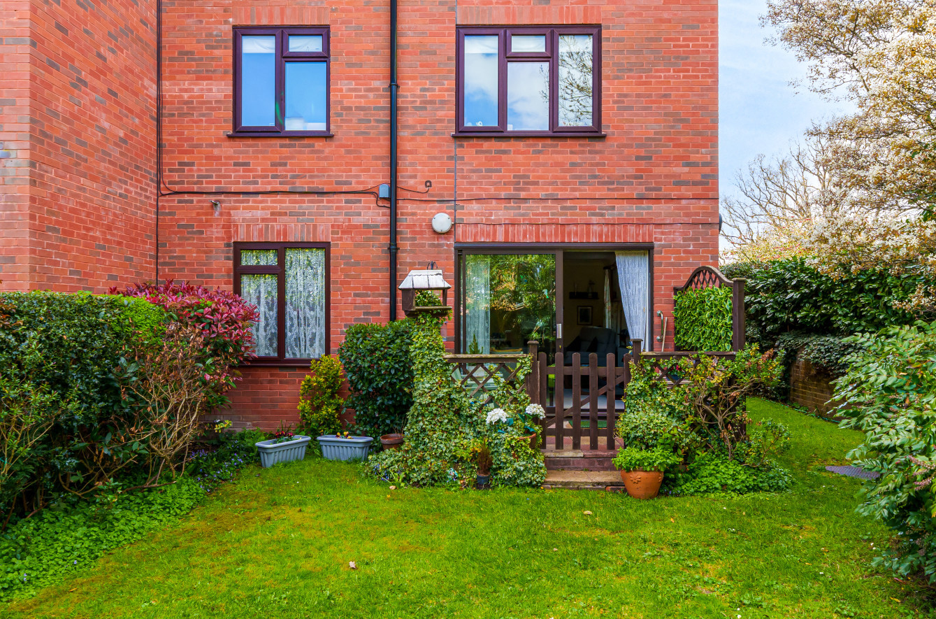 1 bedroom Apartment for sale in Orpington