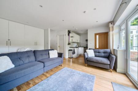 Annexe Lounge/Kit