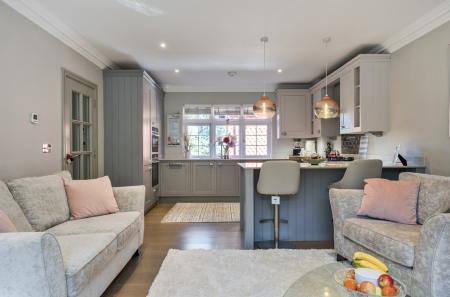 1353184-24-68c92b...