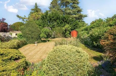 25-68235b8eb6f38-...